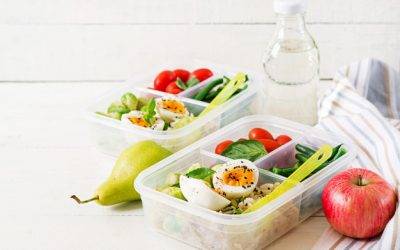 Traveling Light: Cutting the Calories While On the Go