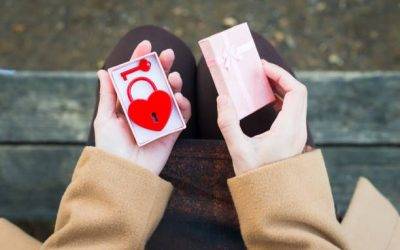8 Beliefs That Keep You From Love