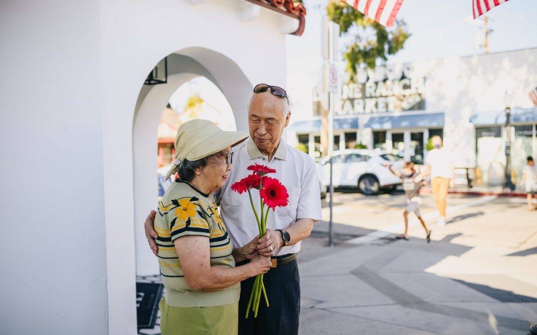 12 Easy Things You Can Do to be Romantic