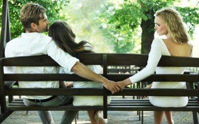 What You Need to Know About Back-Burner Relationships