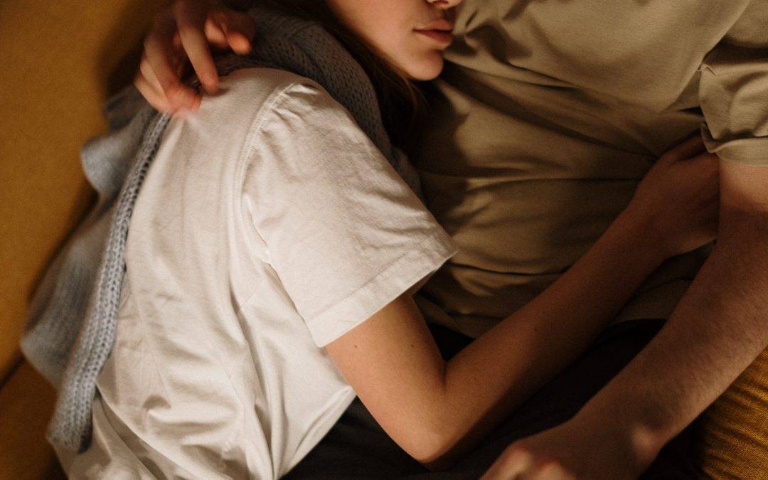 The Surprising Truth about Dating the Emotionally Unavailable