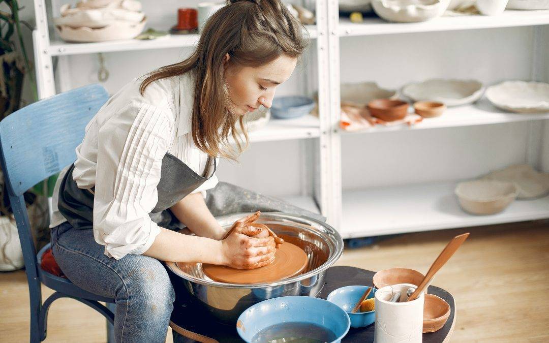 Newly Single? Top 10 Ways to Help Yourself Move On